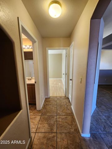 16830 S 42ND Street, Phoenix, AZ 85048