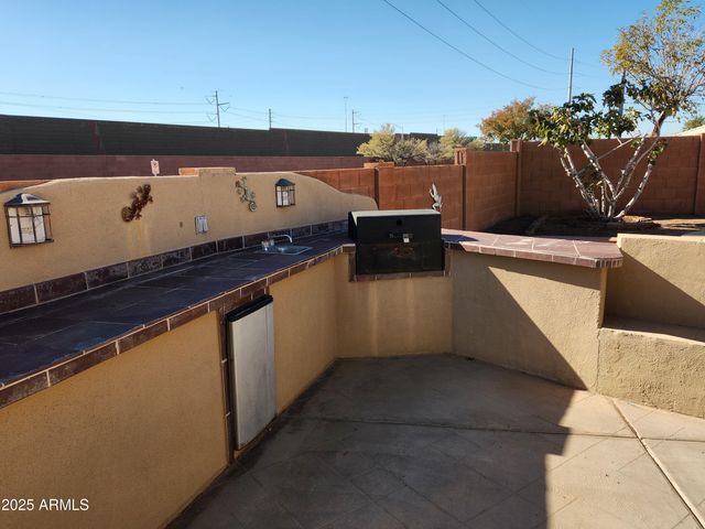 16830 S 42ND Street, Phoenix, AZ 85048