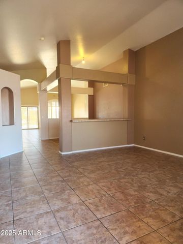 16830 S 42ND Street, Phoenix, AZ 85048