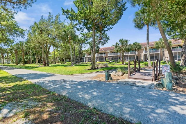 50 PALM HARBOR PARKWAY 38, Palm Coast, FL 32137