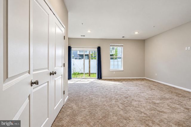 1712 RED FOX TRL TRL, Odenton, MD 21113