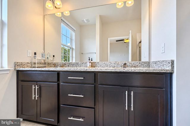 1712 RED FOX TRL TRL, Odenton, MD 21113
