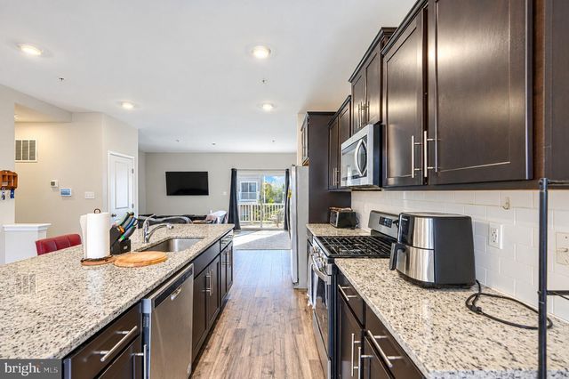 1712 RED FOX TRL TRL, Odenton, MD 21113