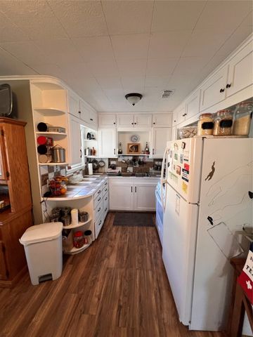 129 Roselawn Street, Coleman, TX 76834