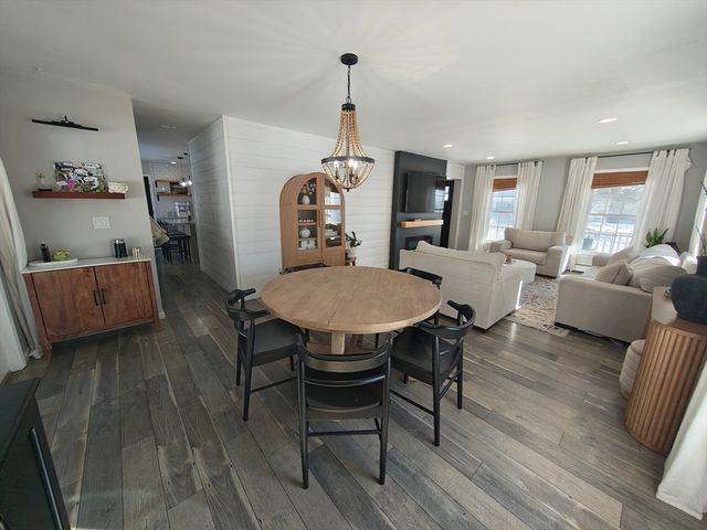 13 Whitelock St, New Bedford, MA 02745