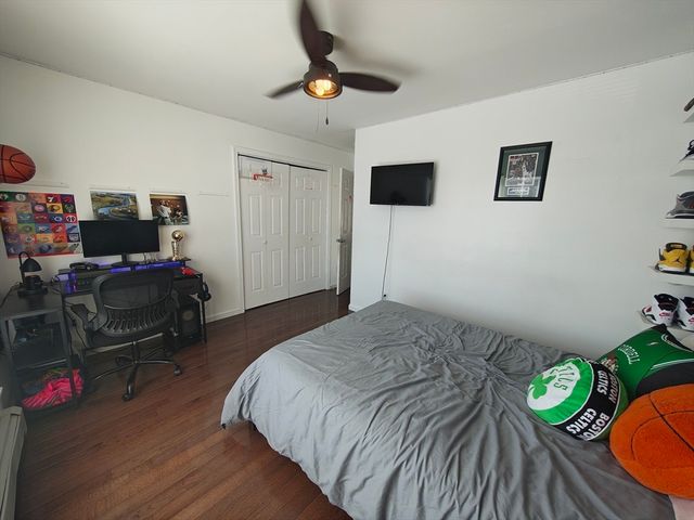 13 Whitelock St, New Bedford, MA 02745