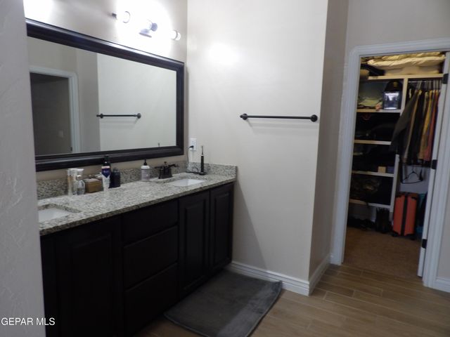 12332 DESERT PALMS Avenue, El Paso, TX 79938