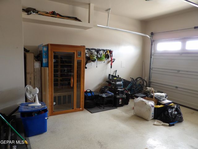 12332 DESERT PALMS Avenue, El Paso, TX 79938
