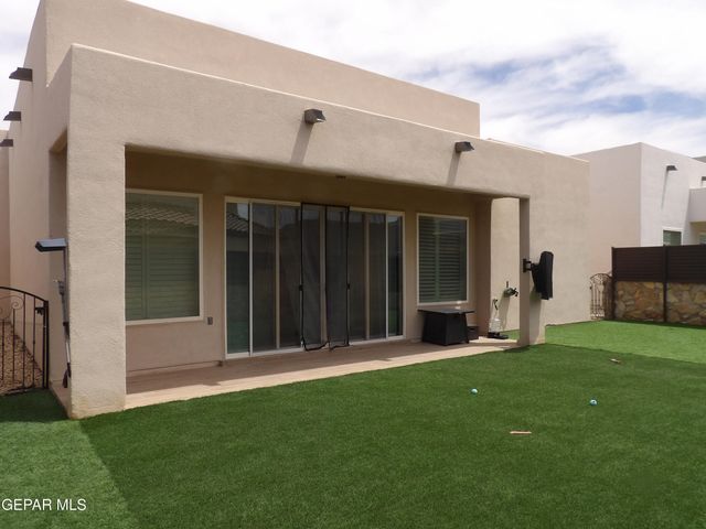 12332 DESERT PALMS Avenue, El Paso, TX 79938