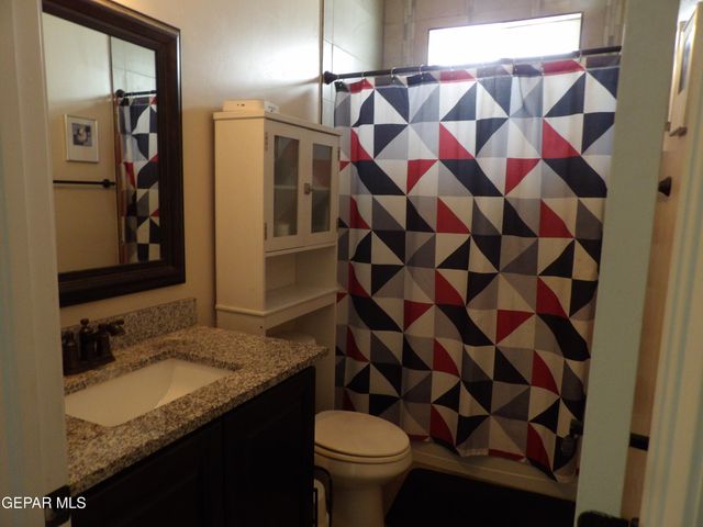 12332 DESERT PALMS Avenue, El Paso, TX 79938
