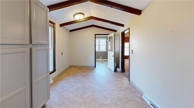 728 W Hunter Street, Nevada, MO 64772