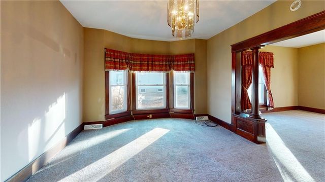 728 W Hunter Street, Nevada, MO 64772