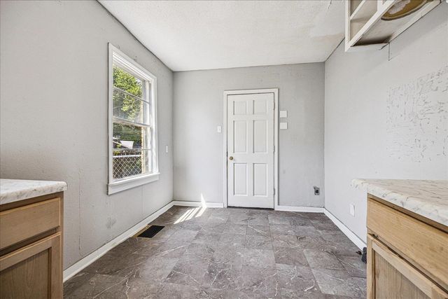 2150 ALBANY AVE, Memphis, TN 38108