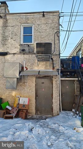 669 LONG LN, Upper Darby, PA 19082