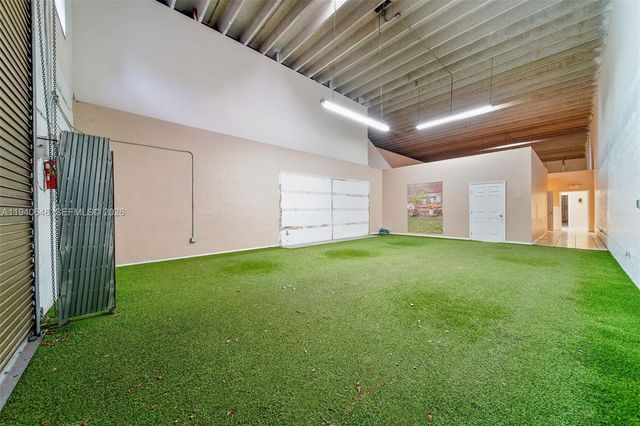 25 E 4th St, Hialeah, FL 33010