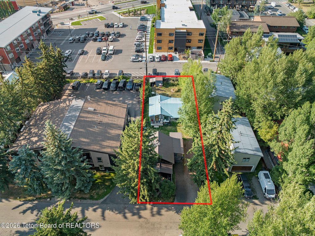 235-237 ASPEN Drive, Jackson, WY 83001 photo 1