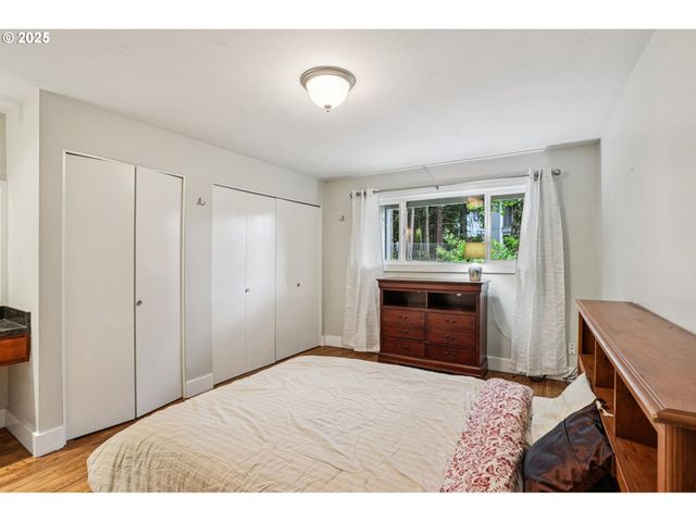 6610 Sw TERRI Ct 10, Portland, OR 97225