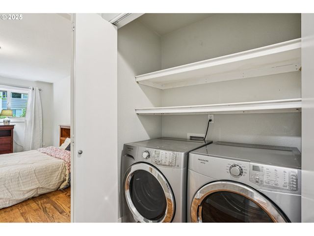 6610 Sw TERRI Ct 10, Portland, OR 97225