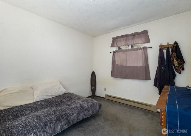 1034 W Spruce Street, Port Angeles, WA 98363