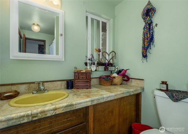 1034 W Spruce Street, Port Angeles, WA 98363