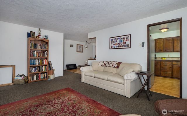 1034 W Spruce Street, Port Angeles, WA 98363