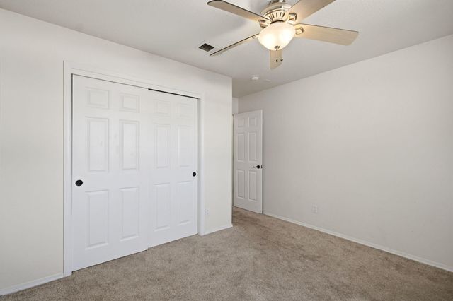 10259 Country Meadows Drive NW, Albuquerque, NM 87114