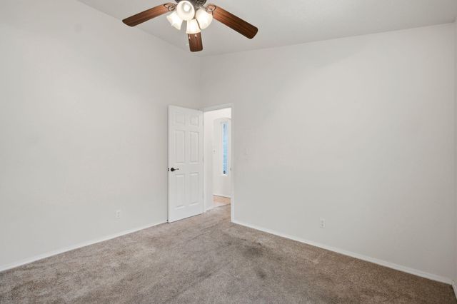 10259 Country Meadows Drive NW, Albuquerque, NM 87114