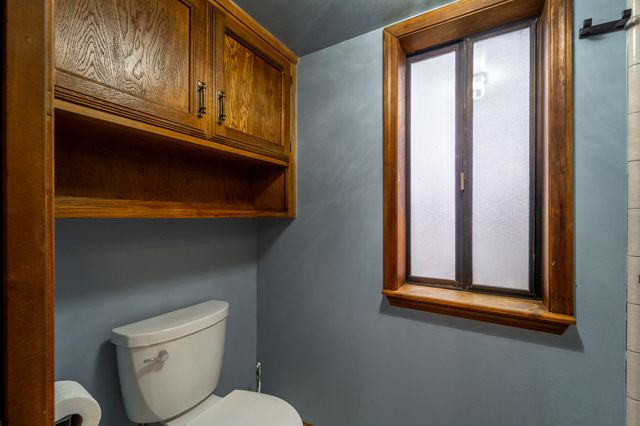 4121 W Grove Court, Visalia, CA 93291