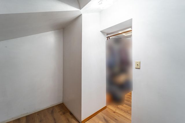 4121 W Grove Court, Visalia, CA 93291