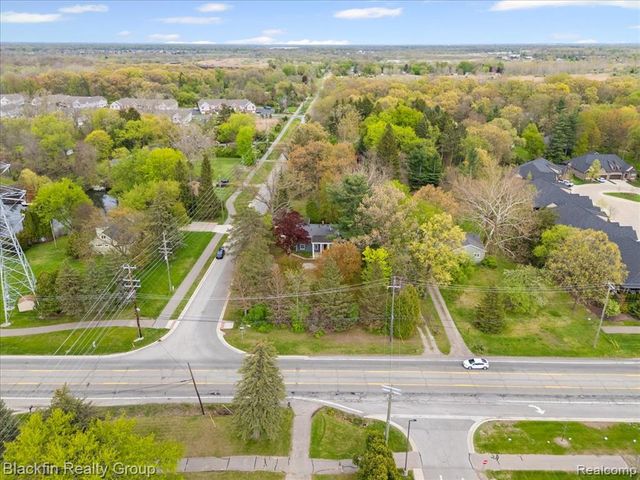 1415 John R Road, Rochester Hills, MI 48307
