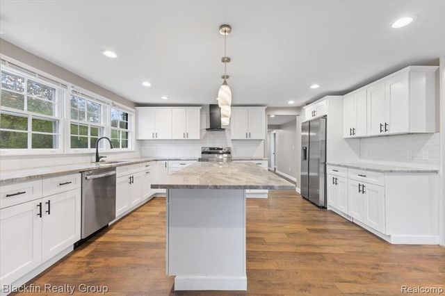 1415 John R Road, Rochester Hills, MI 48307