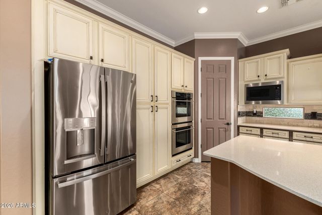 19408 W PASADENA Avenue, Litchfield Park, AZ 85340