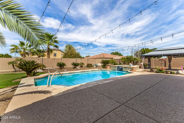 19408 W PASADENA Avenue, Litchfield Park, AZ 85340