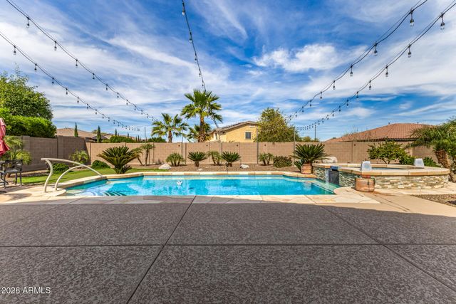 19408 W PASADENA Avenue, Litchfield Park, AZ 85340