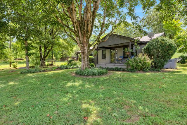 15085 Columbia Hwy, Lynnville, TN 38472