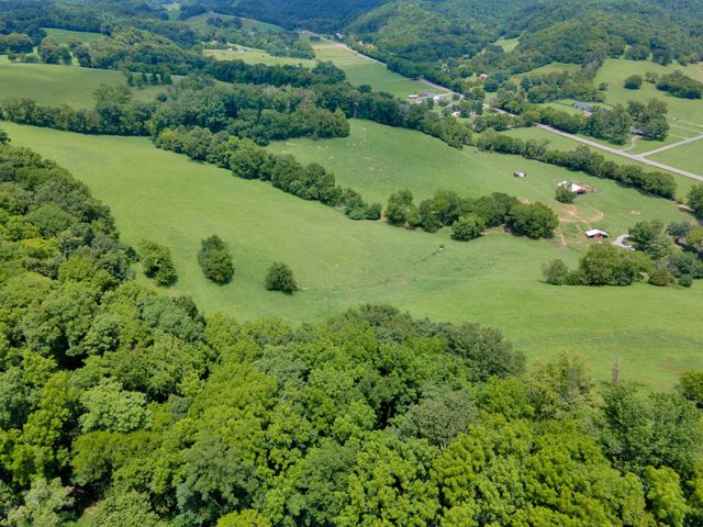 15085 Columbia Hwy, Lynnville, TN 38472