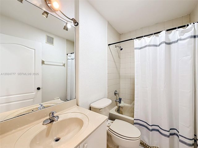 7699 W 36th Avenue 1, Hialeah, FL 33018