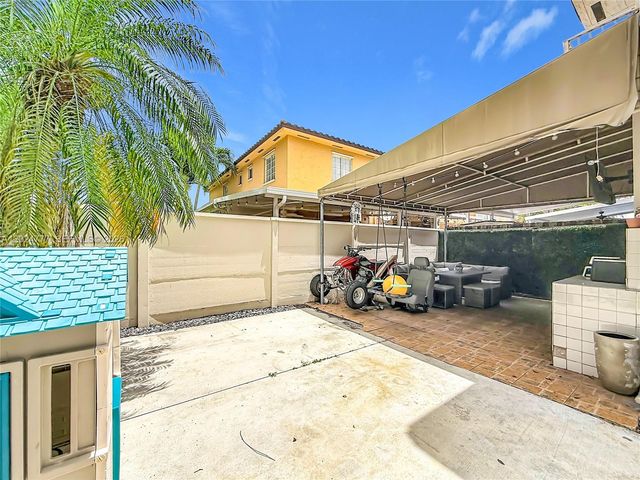 7699 W 36th Avenue 1, Hialeah, FL 33018