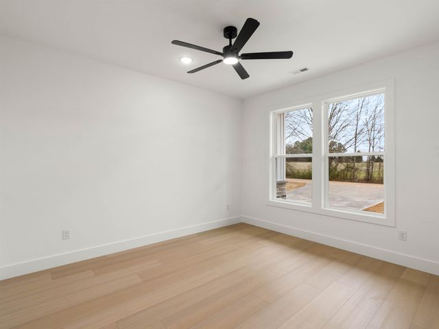 140 Meeting House Road, Gaffney, SC 29341