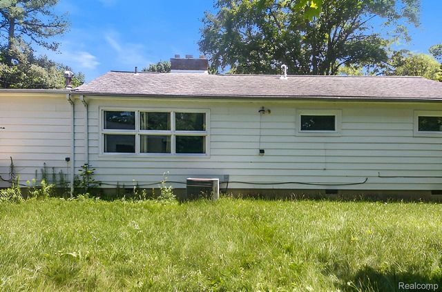 433 Crestview Street, Flushing, MI 48433