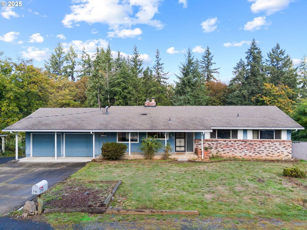 743 I St, Washougal, WA 98671