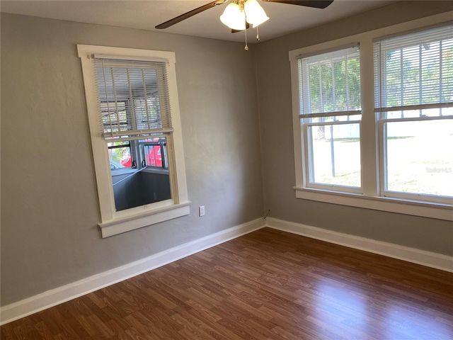 5441 18TH STREET, Zephyrhills, FL 33542