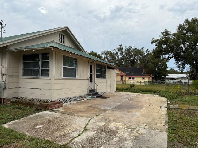 5441 18TH STREET, Zephyrhills, FL 33542