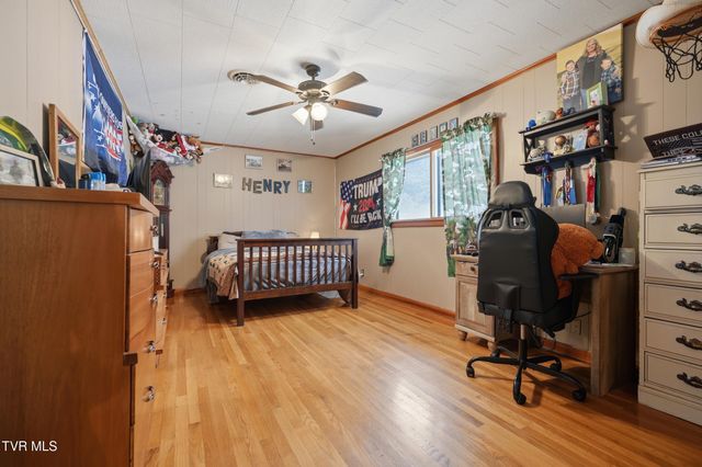 23176 Marys Chapel Road, Bristol, VA 24202