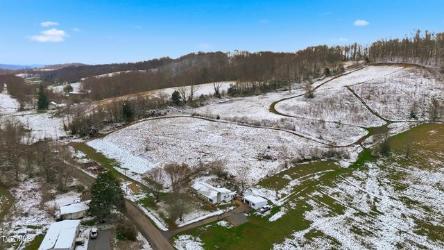 23176 Marys Chapel Road, Bristol, VA 24202