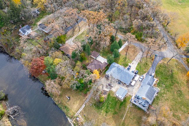 4215 OAKLANE Road, Rockford, IL 61109