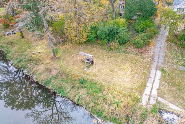 4215 OAKLANE Road, Rockford, IL 61109