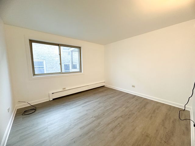 7019 N Ridge Boulevard 3D, Chicago, IL 60645