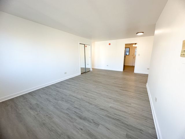 7019 N Ridge Boulevard 3D, Chicago, IL 60645