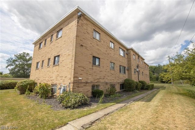 5200 Royalton Road C4, North Royalton, OH 44133